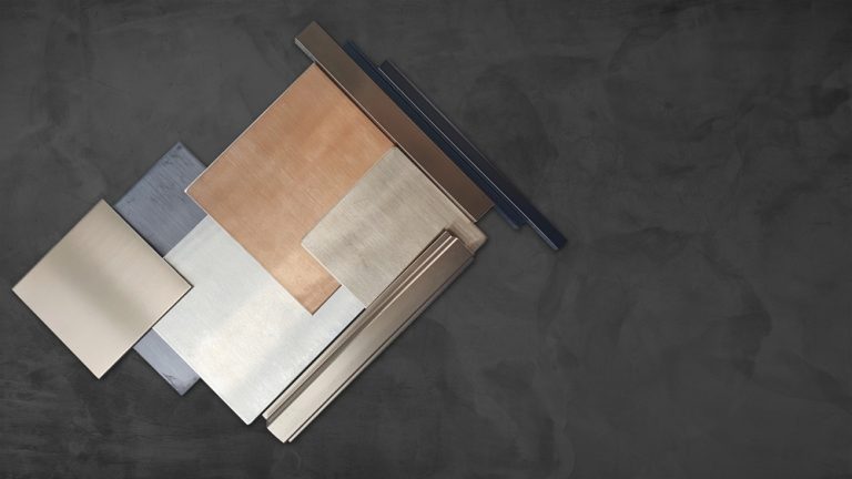 แผ่นสแตนเลสสีต่าง ๆ ที่สามารถเข้ากับการตกแต่งสไตล์ลอฟต์ได้